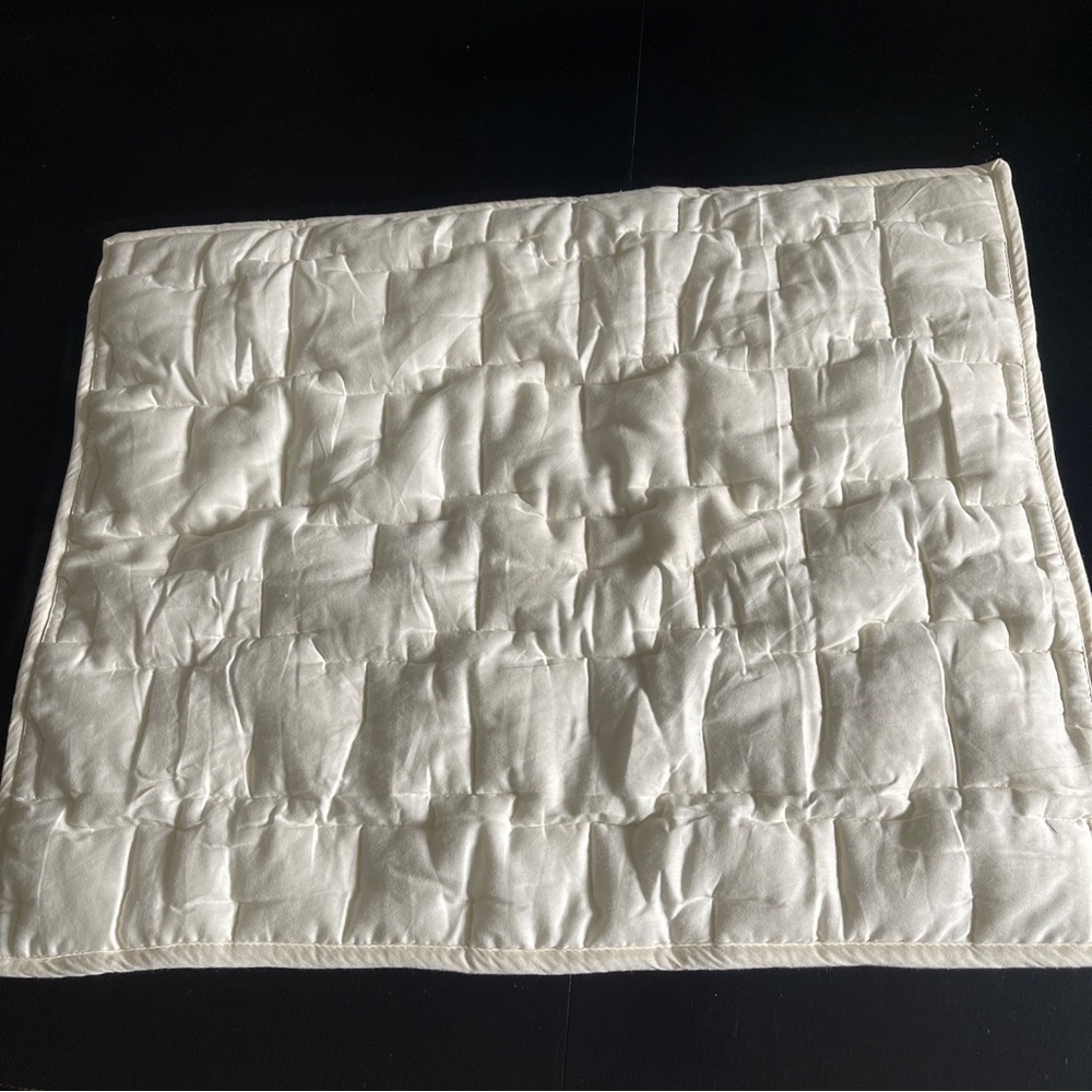 Olivia & Oliver Cotton Standard Pillow Sham in off white/cream. New.